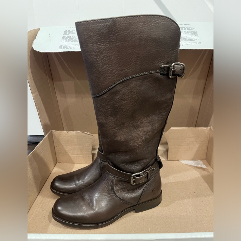 FRYE Women's Phillip Tall Riding Boot Brown